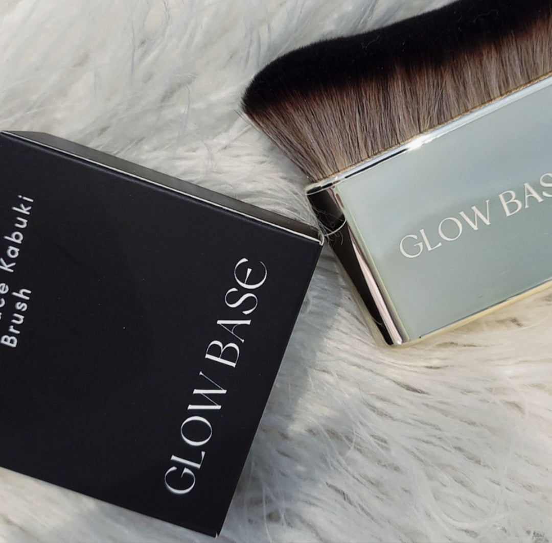 Perfect lend Kabuki Brush